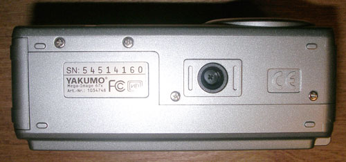 Yakumo mega image 67x - 
снизу, штативное крепление